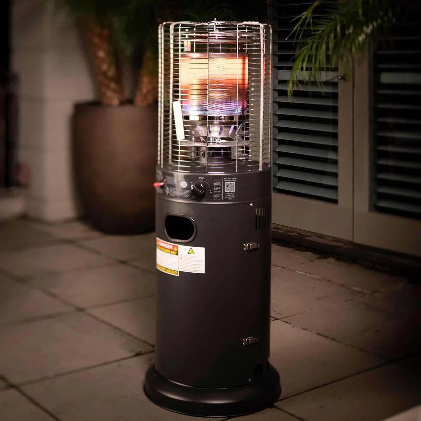 Mimosa Black Matte Outdoor Gas Heater, 37.7Mj, Heats 15m², Safety Features