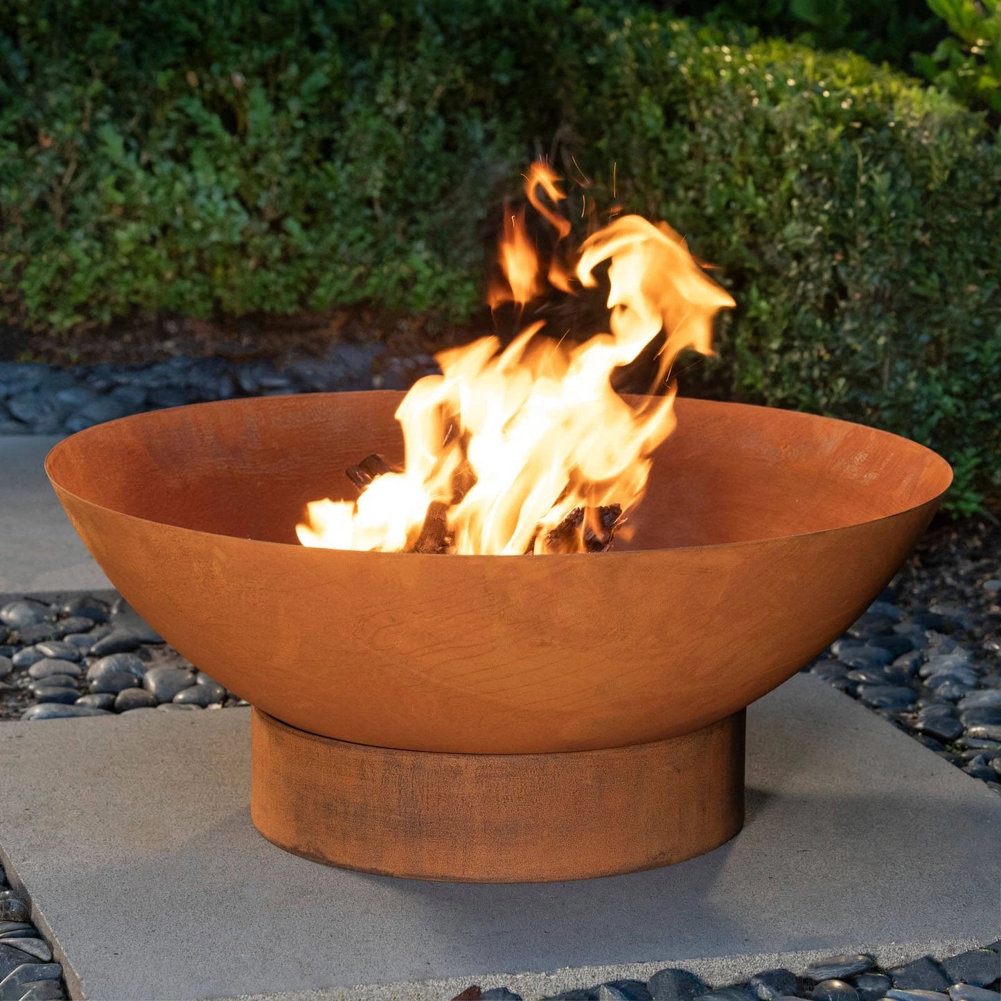Mimosa Rustic Steel Fire Pit 70cm - Durable, Easy Assembly, Outdoor Use