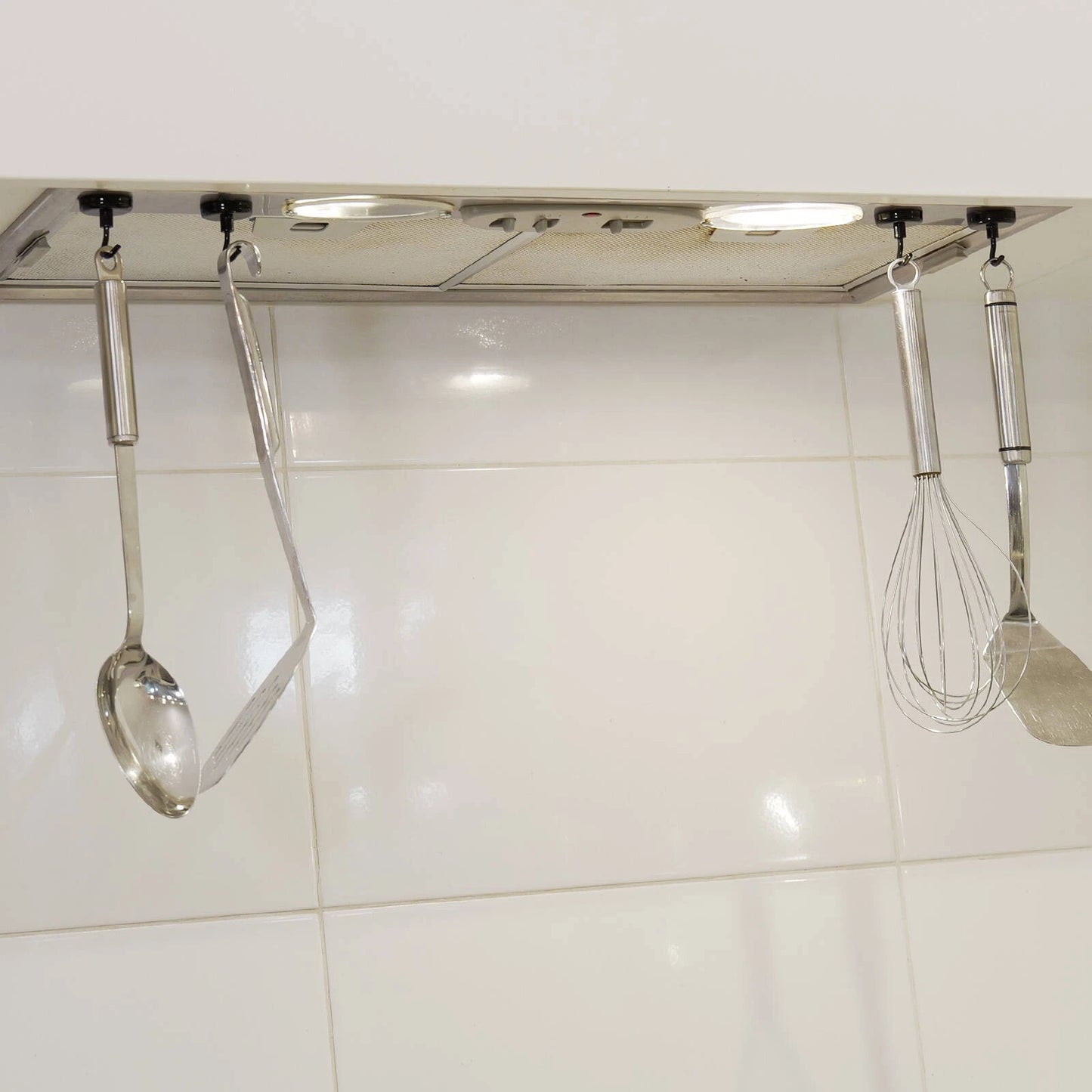 Everhang Black Magnetic Hooks 16x35mm - 10 Pack, Strong Hold, Multi-Purpose Use