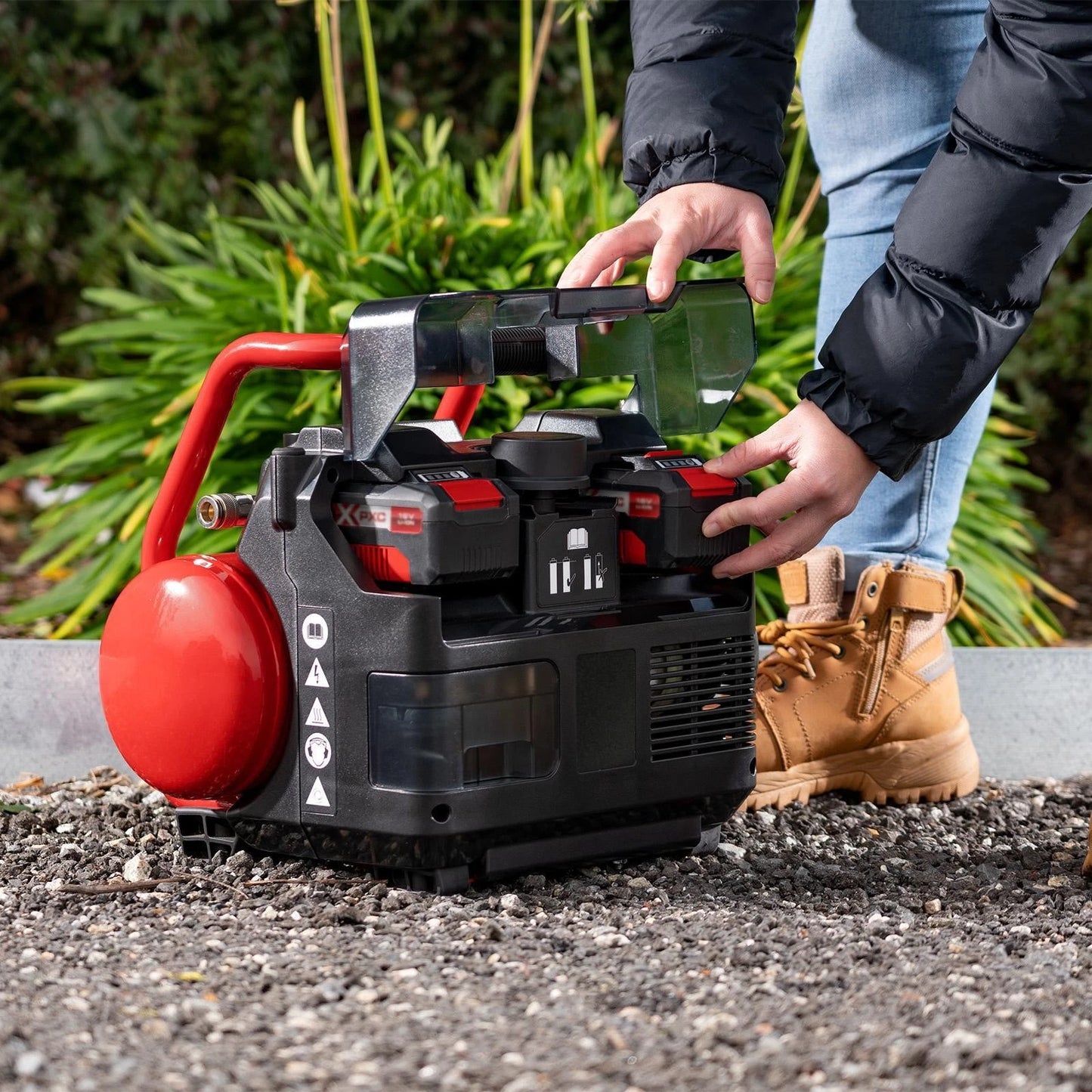 Ozito PXC Cordless 6L Oil-Free Air Compressor 2x18V, Portable, 90L/min Airflow